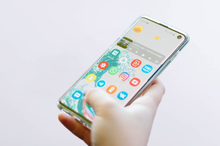 Aplikace WhatsApp umožní platby přes Facebook Pay