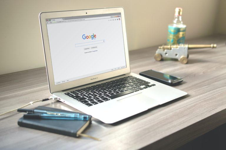 Google představil novinku vyhledávání mezi kartami