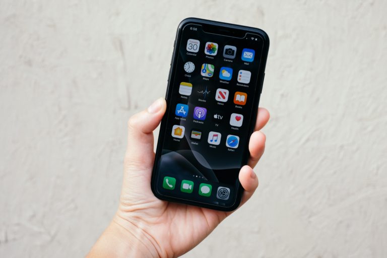 Jak ušetřit data, když nemáte neomezený mobilní internet