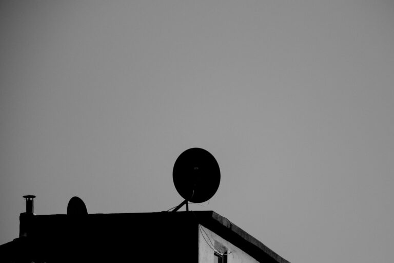 LTE anténa na chatu: jak zlepšit slabý signál svépomocí